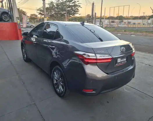 TOYOTA-COROLLA-2018