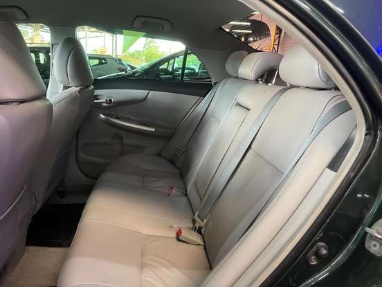 TOYOTA-COROLLA-2013