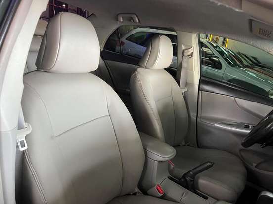 TOYOTA-COROLLA-2013