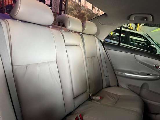 TOYOTA-COROLLA-2013
