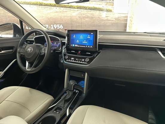 TOYOTA-COROLLA CROSS-2024