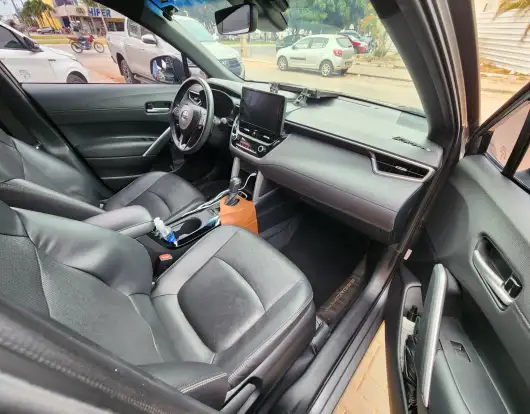 TOYOTA-COROLLA CROSS-2023