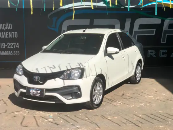 TOYOTA ETIOS 1.5 X PLUS SEDAN 16V FLEX 4P MANUAL