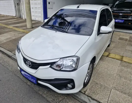 TOYOTA ETIOS 1.5 XLS 16V FLEX 4P AUTOMÁTICO TOYOTA ETIOS 1.5 XLS 16V FLEX 4P AUTOMÁTICO