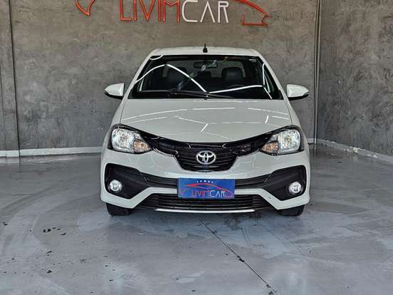 TOYOTA-ETIOS-1.5 PLATINUM SEDAN 16V FLEX 4P AUTOMÁTICO TOYOTA-ETIOS-2018