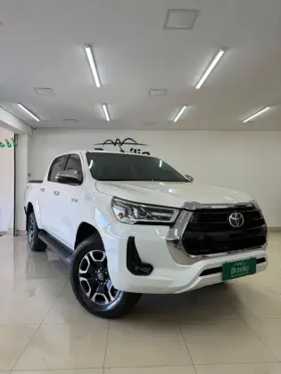TOYOTA HILUX 2.8 SRV 4X4 CD 16V DIESEL 4P AUTOMÁTICO TOYOTA HILUX 2.8 SRV 4X4 CD 16V DIESEL 4P AUTOMÁTICO