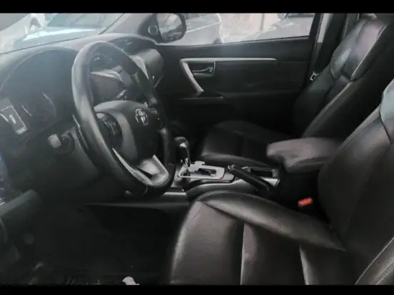 TOYOTA-HILUX SW4-2.8 SRX 4X4 16V TURBO INTERCOOLER DIESEL 4P AUTOMÁTICO TOYOTA-HILUX SW4-2017