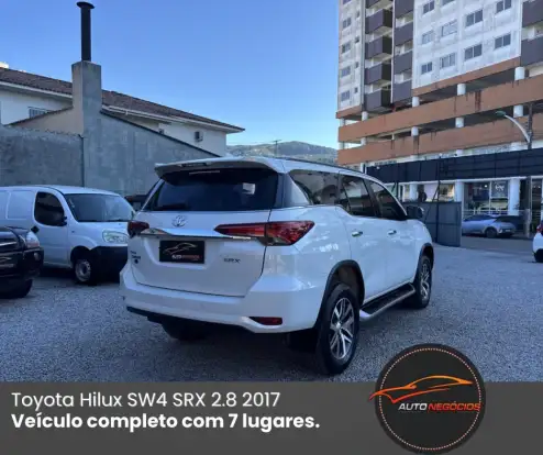 TOYOTA-HILUX SW4-2016