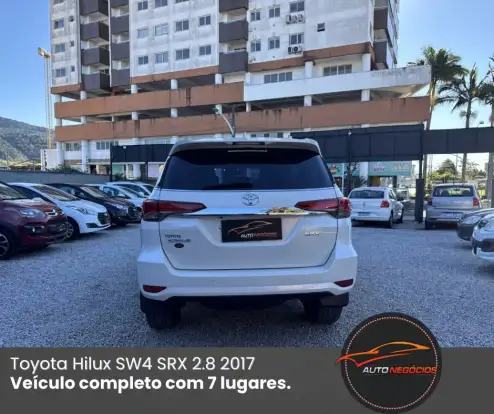 TOYOTA-HILUX SW4-2016