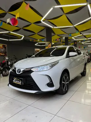 TOYOTA YARIS 1.5 16V FLEX XL MULTIDRIVE TOYOTA YARIS 1.5 16V FLEX XL MULTIDRIVE