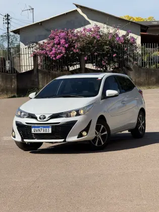 TOYOTA YARIS 1.5 16V FLEX XLS CONNECT MULTIDRIVE TOYOTA YARIS 1.5 16V FLEX XLS CONNECT MULTIDRIVE