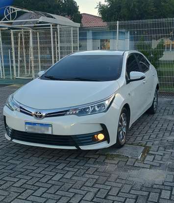TOYOTA-COROLLA-2014