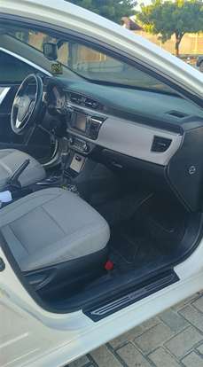 TOYOTA-COROLLA-2014