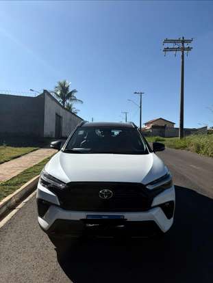 TOYOTA-COROLLA CROSS-2024