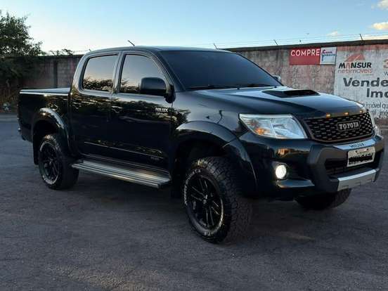 TOYOTA-HILUX-3.0 SR 4X4 CD 16V TURBO INTERCOOLER DIESEL 4P AUTOMÁTICO TOYOTA-HILUX-2012