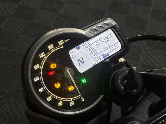TRIUMPH-SPEED 400-2025