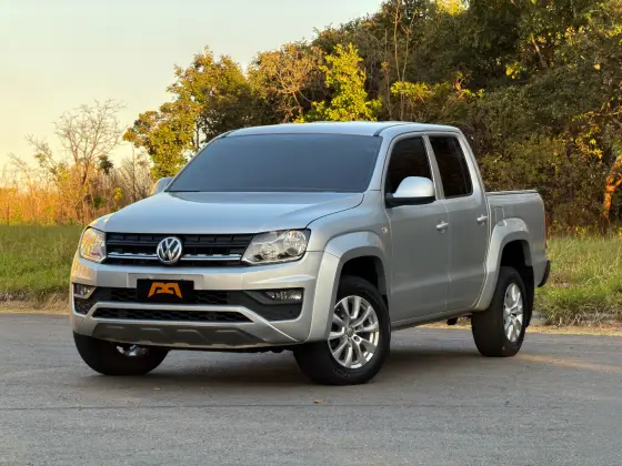 VOLKSWAGEN AMAROK 2.0 COMFORTLINE 4X4 CD 16V TURBO INTERCOOLER DIESEL 4P AUTOMÁTICO VOLKSWAGEN AMAROK 2.0 COMFORTLINE 4X4 CD 16V TURBO INTERCOOLER DIESEL 4P AUTOMÁTICO
