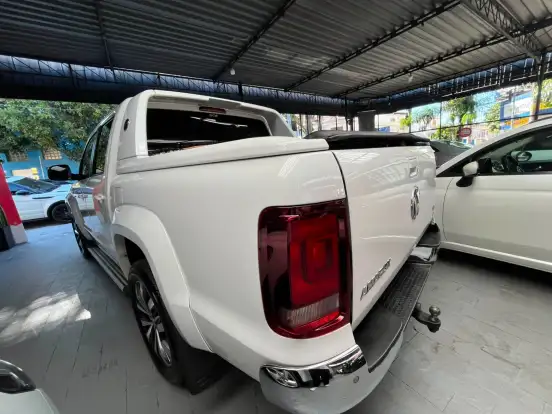 VOLKSWAGEN-AMAROK-2019