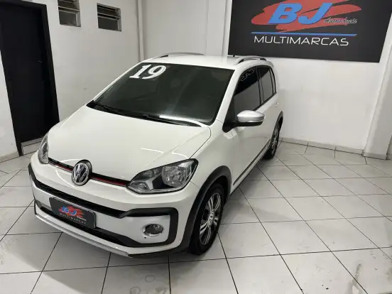 VOLKSWAGEN-CROSS UP-2018