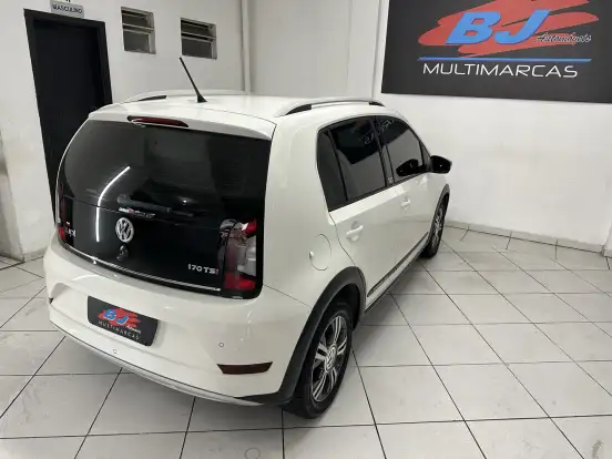 VOLKSWAGEN-CROSS UP-1.0 TSI 12V FLEX 4P MANUAL VOLKSWAGEN-CROSS UP-2018
