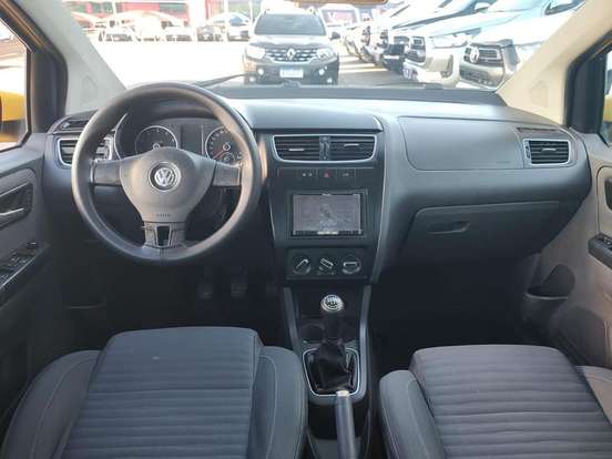 VOLKSWAGEN-CROSSFOX-2010