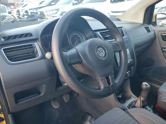 VOLKSWAGEN-CROSSFOX-1.6 MI FLEX 8V 4P MANUAL VOLKSWAGEN-CROSSFOX-2010