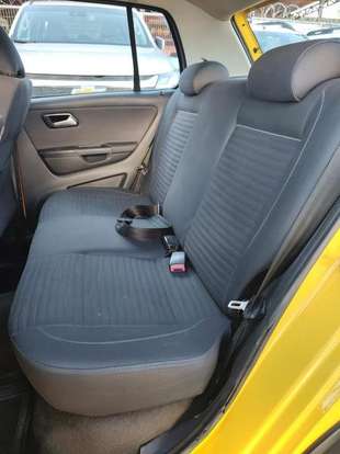 VOLKSWAGEN-CROSSFOX-2010