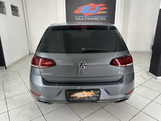 VOLKSWAGEN-GOLF-2017