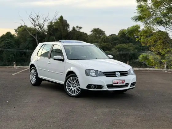 VOLKSWAGEN GOLF 2.0 MI SPORTLINE 8V FLEX 4P TIPTRONIC VOLKSWAGEN GOLF 2.0 MI SPORTLINE 8V FLEX 4P TIPTRONIC