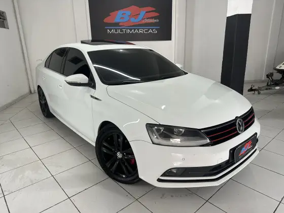 VOLKSWAGEN JETTA 1.4 16V TSI COMFORTLINE GASOLINA 4P TIPTRONIC VOLKSWAGEN JETTA 1.4 16V TSI COMFORTLINE GASOLINA 4P TIPTRONIC