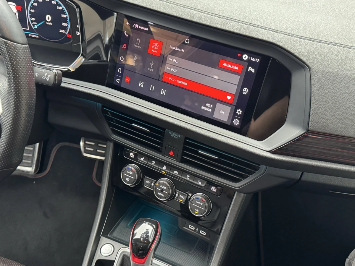 Volkswagen Jetta — foto 19