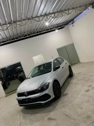 VOLKSWAGEN POLO 1.0 MPI TRACK MANUAL VOLKSWAGEN POLO 1.0 MPI TRACK MANUAL