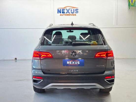 VOLKSWAGEN-TAOS-1.4 250 TSI TOTAL FLEX COMFORTLINE AUTOMÁTICO VOLKSWAGEN-TAOS-2023