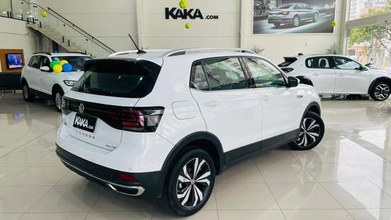 VOLKSWAGEN-T-CROSS-2021