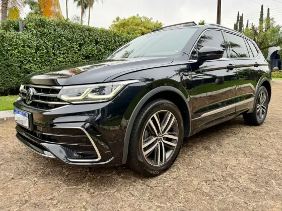 VOLKSWAGEN TIGUAN 2.0 300 TSI GASOLINA ALLSPACE R-LINE AUTOMÁTICO VOLKSWAGEN TIGUAN 2.0 300 TSI GASOLINA ALLSPACE R-LINE AUTOMÁTICO