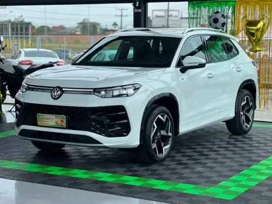VOLKSWAGEN TIGUAN 2.0 350 TSI GASOLINA R-LINE 4MOTION AUTOMÁTICO VOLKSWAGEN TIGUAN 2.0 350 TSI GASOLINA R-LINE 4MOTION AUTOMÁTICO