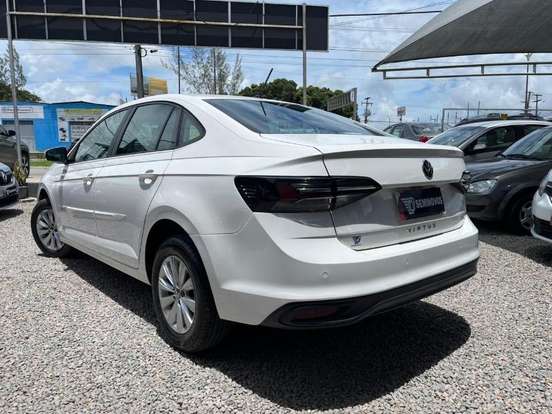 VOLKSWAGEN-VIRTUS-2023