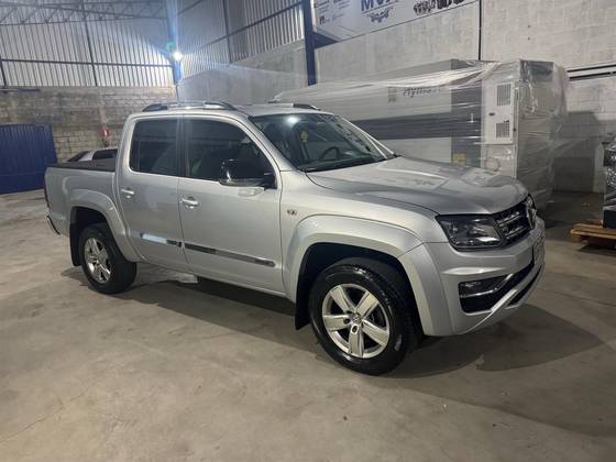 VOLKSWAGEN AMAROK 3.0 V6 TDI DIESEL HIGHLINE CD 4MOTION AUTOMÁTICO