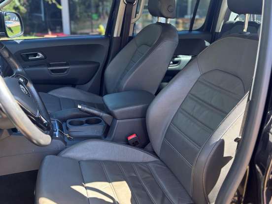 VOLKSWAGEN-AMAROK-3.0 V6 TDI DIESEL HIGHLINE CD 4MOTION AUTOMÁTICO VOLKSWAGEN-AMAROK-2023
