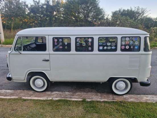 VOLKSWAGEN-KOMBI-1996