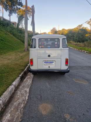 VOLKSWAGEN-KOMBI-1996