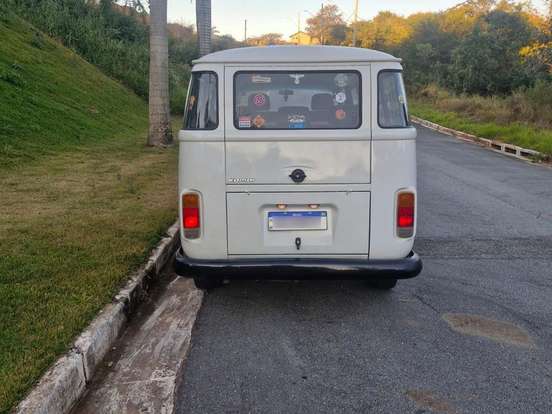 VOLKSWAGEN-KOMBI-1.6 STD 8V GASOLINA 3P MANUAL VOLKSWAGEN-KOMBI-1996
