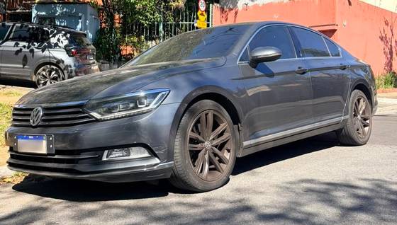 VOLKSWAGEN PASSAT 2.0 16V TSI BLUEMOTION GASOLINA COMFORTLINE 4P DSG