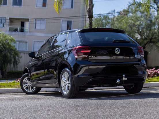 VOLKSWAGEN-POLO-1.0 200 TSI COMFORTLINE AUTOMÁTICO VOLKSWAGEN-POLO-2018