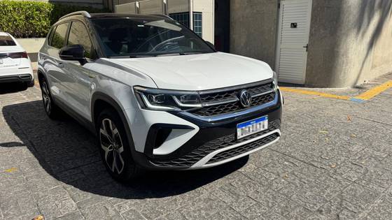 VOLKSWAGEN TAOS 1.4 250 TSI TOTAL FLEX HIGHLINE AUTOMÁTICO