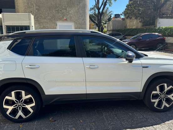 VOLKSWAGEN-TAOS-1.4 250 TSI TOTAL FLEX HIGHLINE AUTOMÁTICO VOLKSWAGEN-TAOS-2023