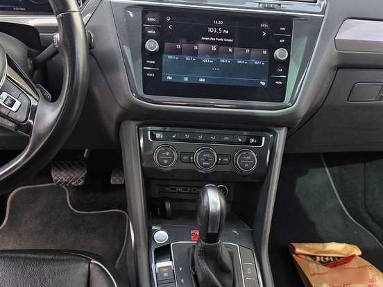 VOLKSWAGEN-TIGUAN-1.4 250 TSI TOTAL FLEX ALLSPACE COMFORTLINE TIPTRONIC VOLKSWAGEN-TIGUAN-2019