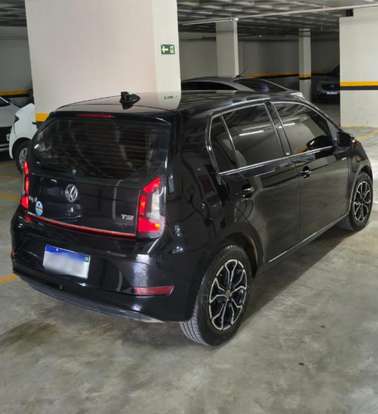 VOLKSWAGEN-UP-2017