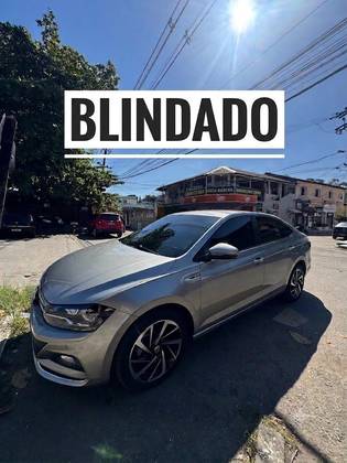 VOLKSWAGEN VIRTUS 1.0 200 TSI HIGHLINE AUTOMÁTICO