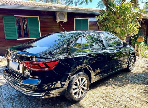VOLKSWAGEN VIRTUS 1.0 200 TSI HIGHLINE AUTOMÁTICO
